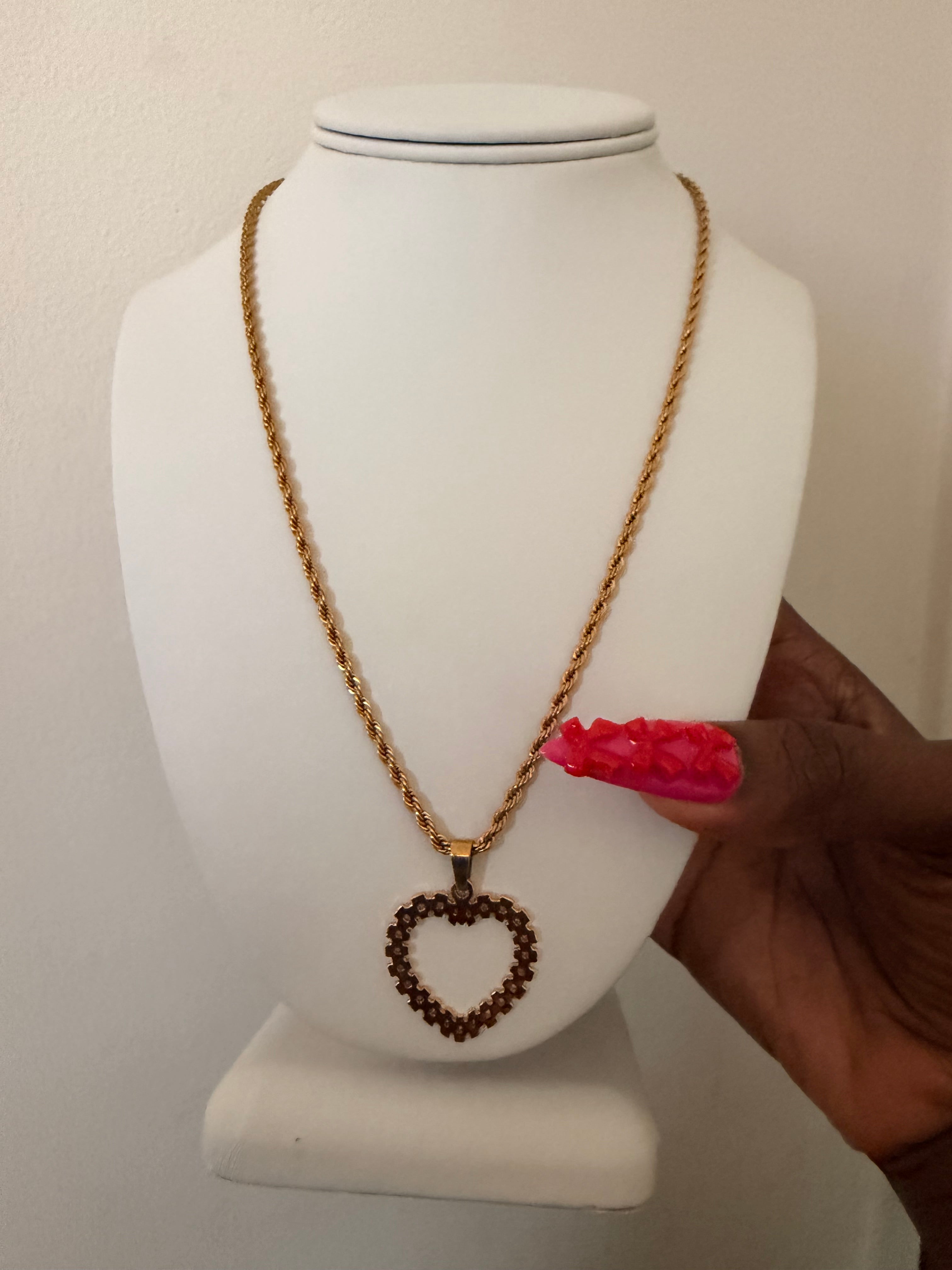 Gold heart necklace